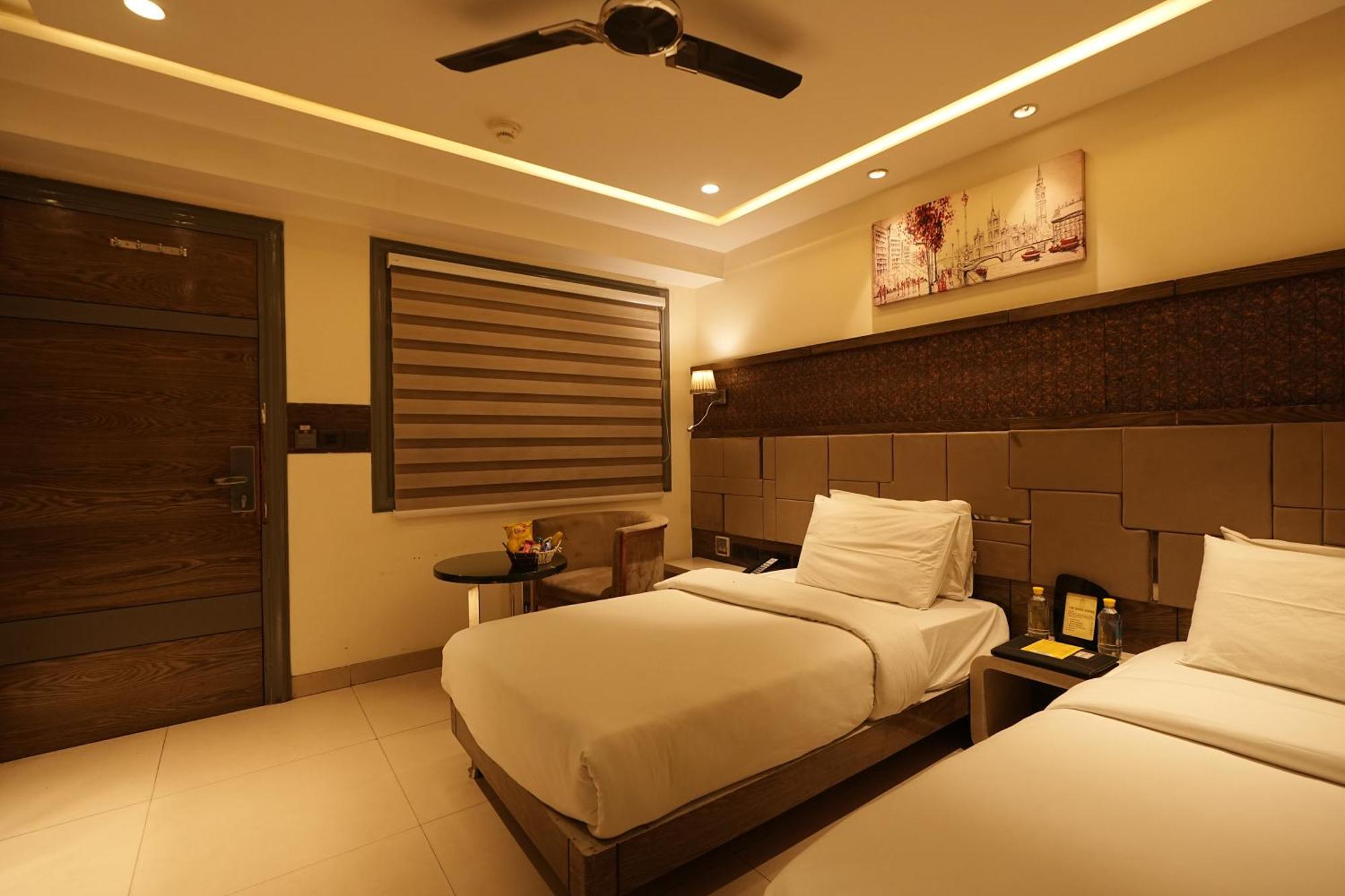 Empire Suites, Nové Dillí Exteriér fotografie