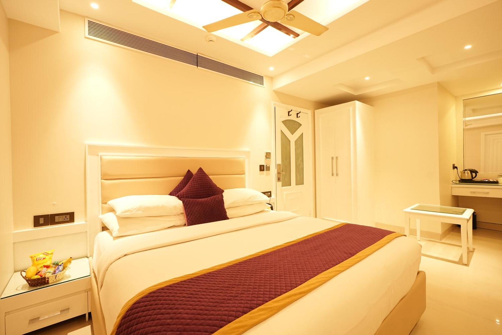 Empire Suites, Nové Dillí Exteriér fotografie