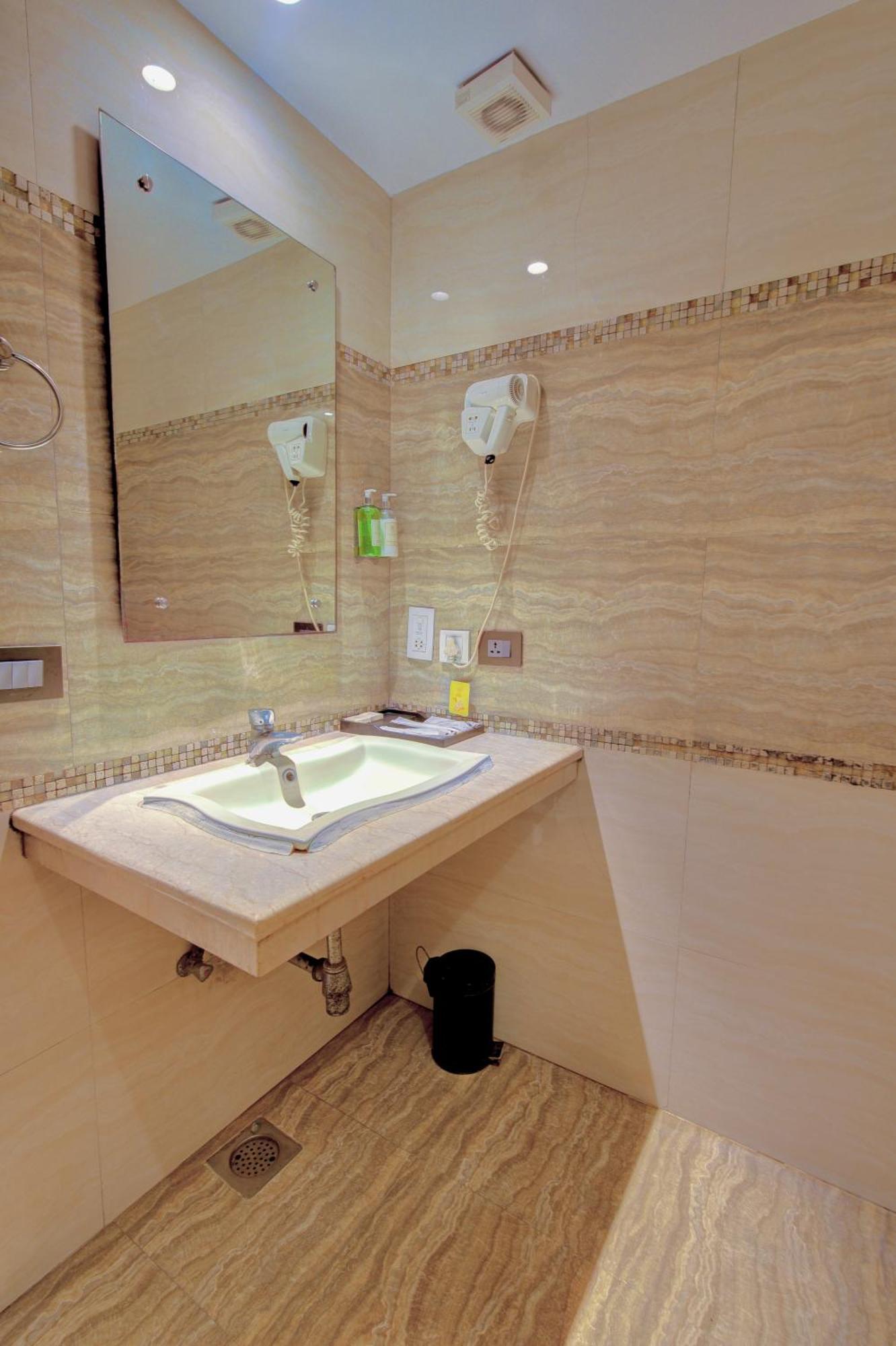 Empire Suites, Nové Dillí Exteriér fotografie