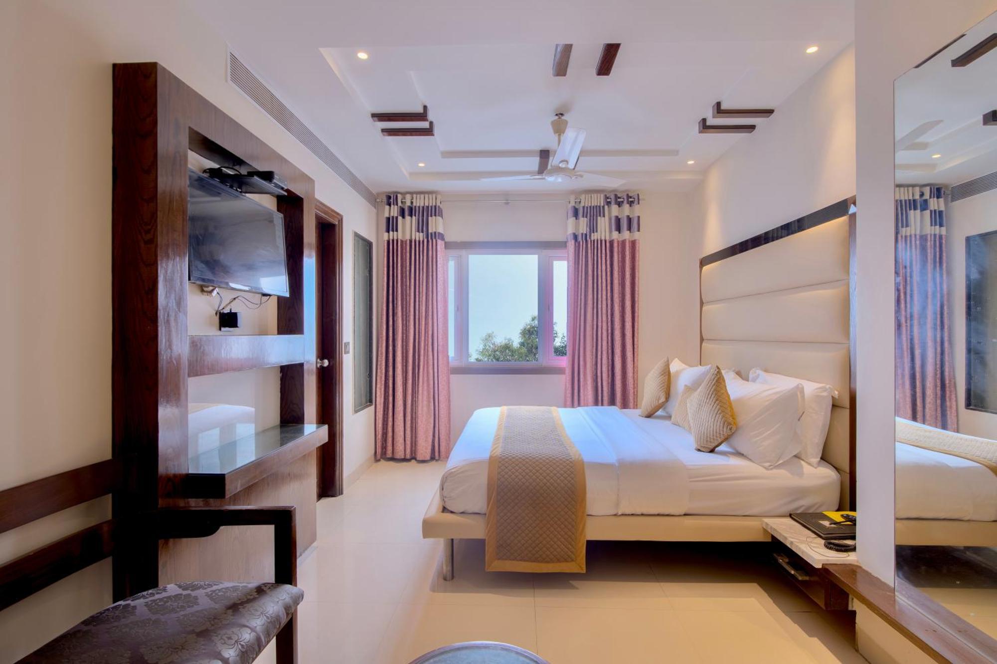 Empire Suites, Nové Dillí Exteriér fotografie